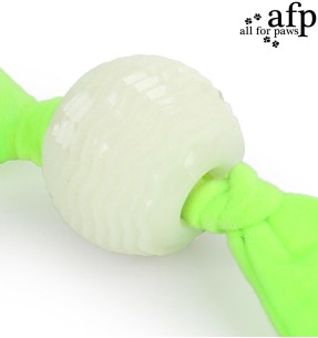 Helendav pall koerale, vinüülist Glow & Play (Pawise)–Kummist pallid–Pawise–Valgekihv 2