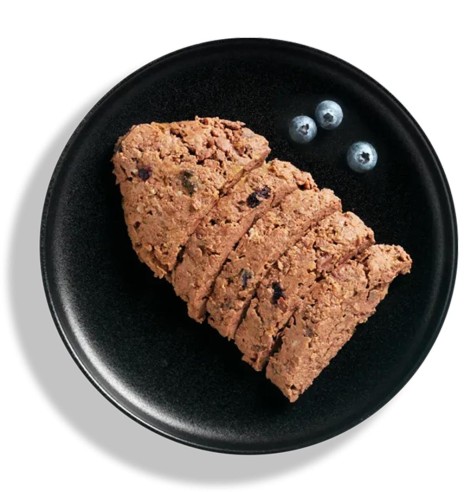 LEONARDO konserv kassile, vesipühvli liha ja mustikatega, kotikeses