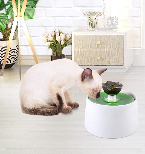 Koera-kassi joogipurskkaev keraamiline, 2 liitrit, Lotus Ceramic Fountain (AFP - Lifestyle 4 Pets)
