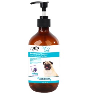 Šampoon White Dog, valge karvastikuga koertele ja kassidele, kaeraekstraktiga (Caniderm)–Šampoonid ja palsamid–Caniderm–Valgekihv