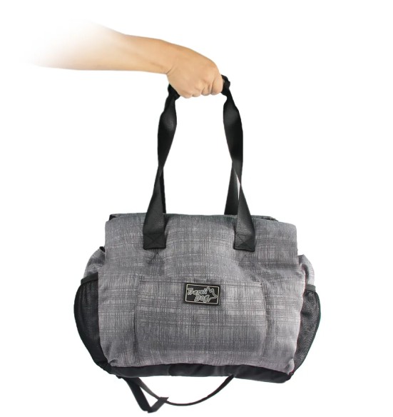 Autopesa, koera kandekott, koera pesa (AFP - Travel Dog)