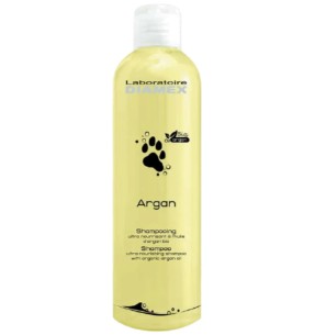 Шампунь Super White, для собак с белой шерстью, восстанавливает естественный цвет, уменьшает желтизну (Diamex) – Šampoonid – Diamex – Valgekihv