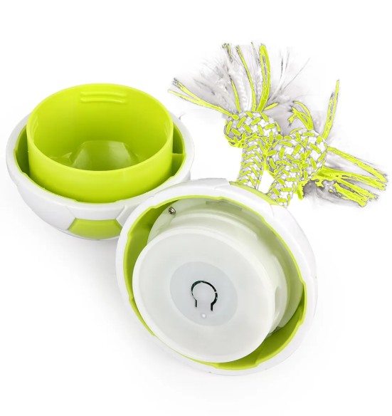 Koera mänguasi, pöörlev jalgpall Dog Spinning Soccer Ball (AFP - Interactives)