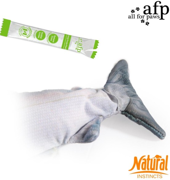 Игрушка для кошек - сардинка, Jittering Fish Sardine (AFP - Natural Instincts)