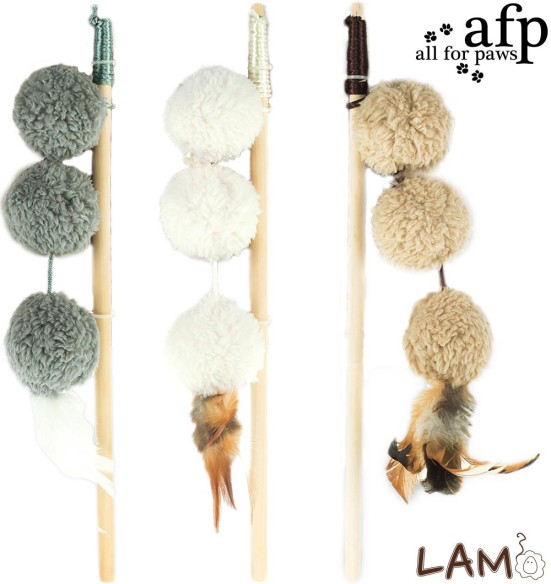 Mänguasi kassile ridvaga Lamb Kebab (AFP - Lamb Cat)