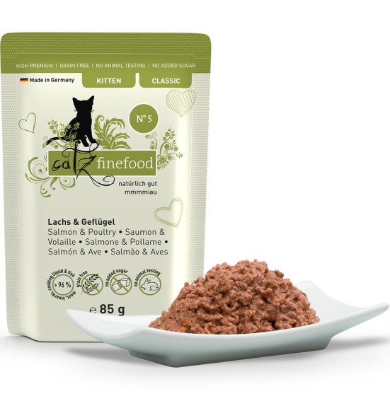 Classic Kitten N° 5 – ЛОСОСЬ и ДОМАШНЯЯ ПТИЦА (71 %) – беззерновой консервированный корм для котят, пакетик (Catz Finefood)