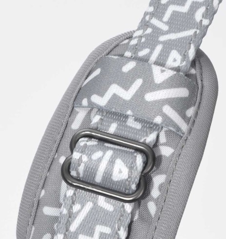 Шлейка для собак с мягкой подкладкой, серая с белыми буквами Grey Letters (Dogness Elegant Printing)