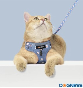 Текстильный поводок и шлейка для кошек с дизайнерским принтом White Spots on Red (Red Dingo) – Шлейки и прогулочные поводки для кошек – Red Dingo – Valgekihv 2