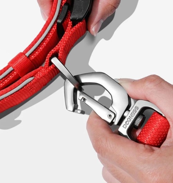 Jalutusrihm koerale, anti-shock, helkuritega, must (Dogness Reflective)