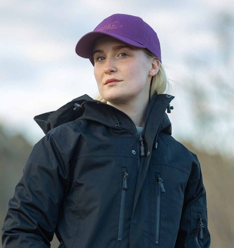 Jope naistele, eriti vee- ja tuulekindel, must Summit (Arrak)