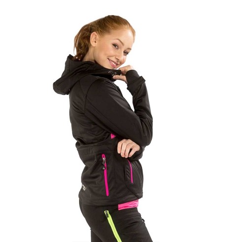 Jope naistele, veekindel ja tuulekindel, must Akka Softshell (Arrak)