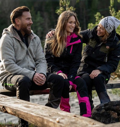 Jope naistele, veekindel ja tuulekindel, must Akka Softshell (Arrak)