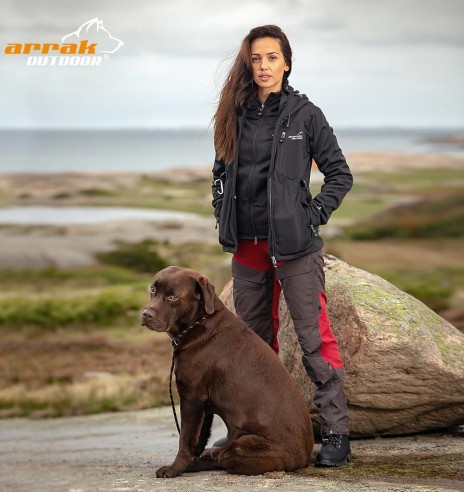 Jope naistele, veekindel ja tuulekindel, must Akka Softshell (Arrak)